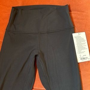 Lululemon Align 7/8 Leggings Back (NWT)